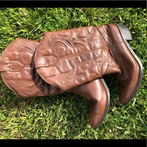 Brown cowgirl boots
